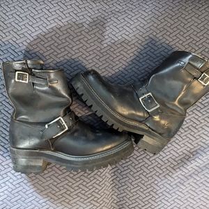 Frye boots black size 7.5 womens